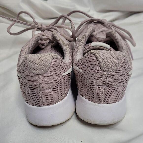 NIKE Tanjun‎ pink particle rose running shoes sneakers 812655-605 size 9 women - Picture 6 of 11